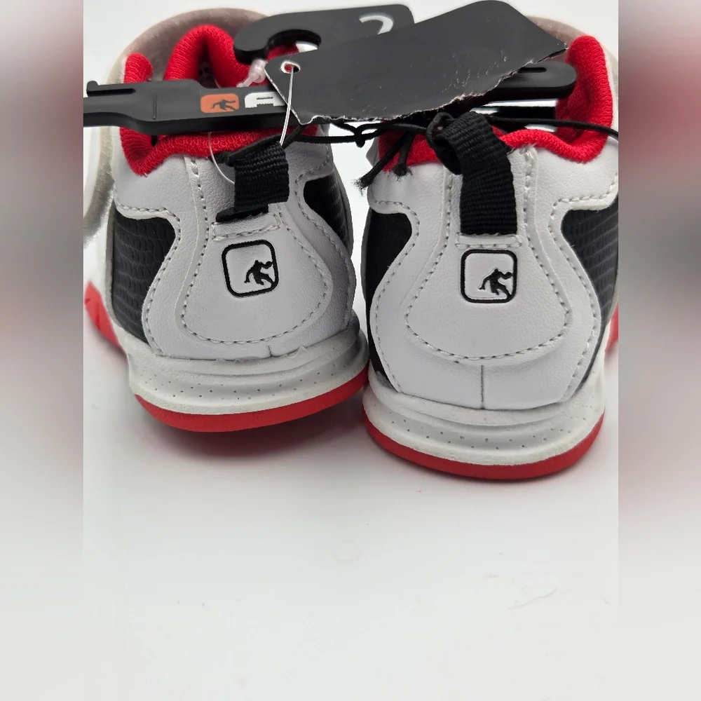 AND1 Boys Basketball Shoes Size 2 Toddler White Black Red New - Picture 6 of 7